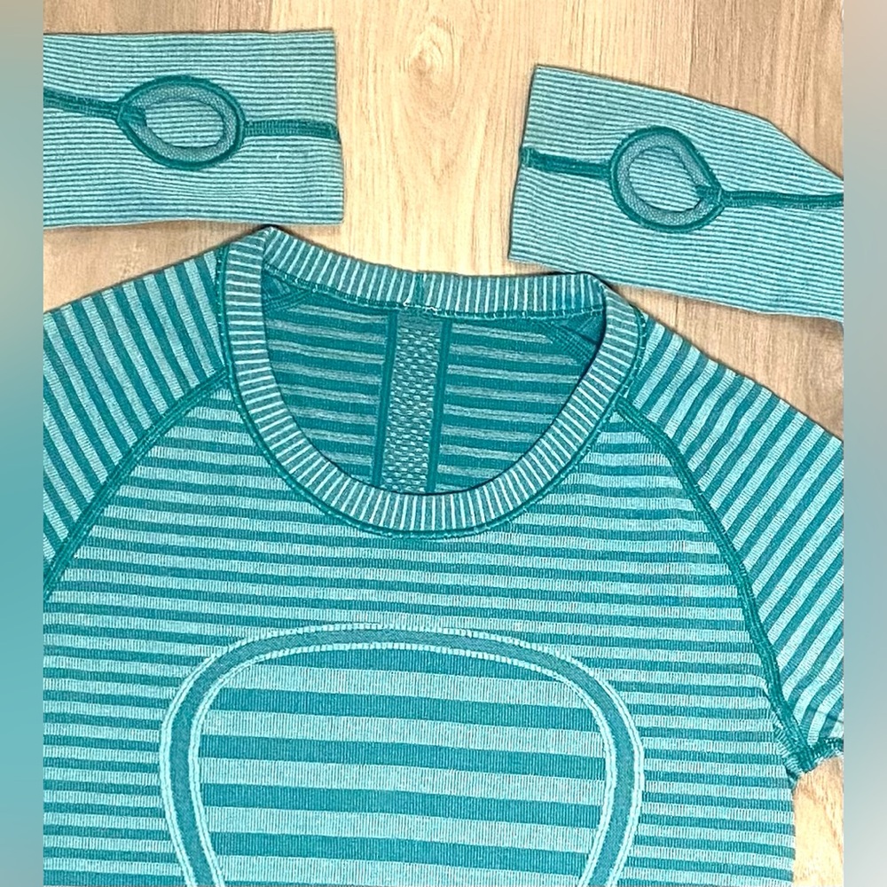 Lululemon Women's Run Swiftly Tech Long Sleeve Blue‎ Striped Thumbhole Shirt 4 - Picture 3 of 7